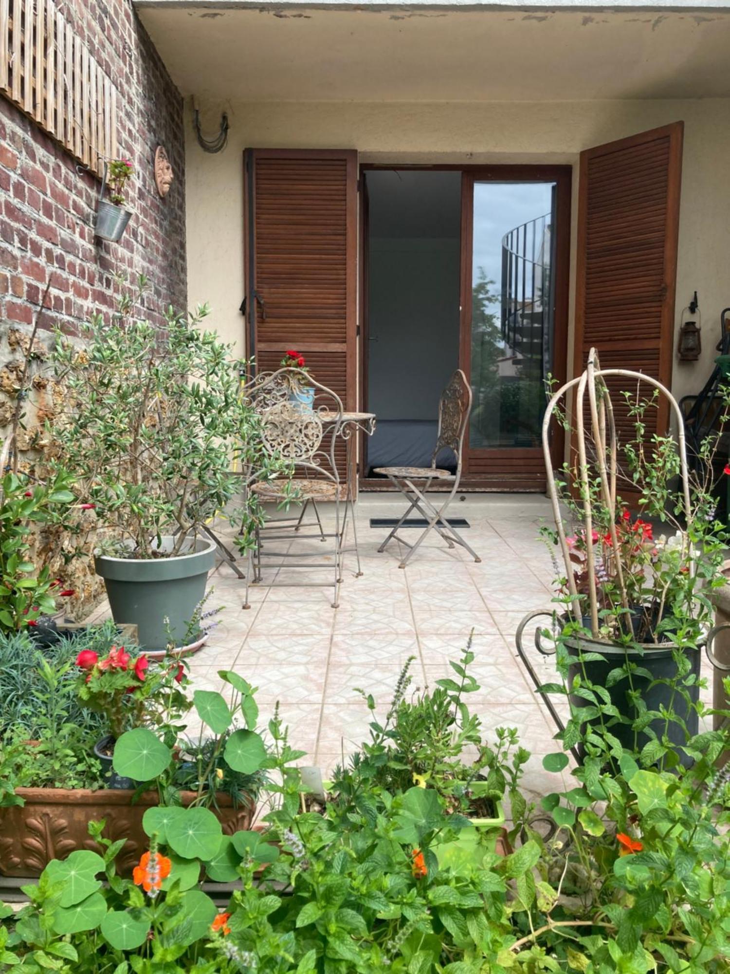 Studio Avec Terrasse Sur Jardin Fontenay-sous-Bois Εξωτερικό φωτογραφία